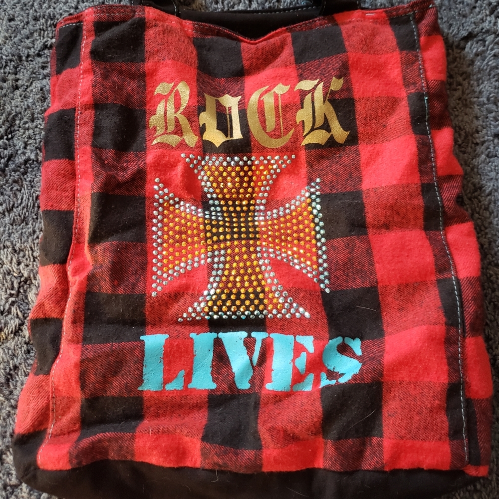 Book/Towel/Beach bag.